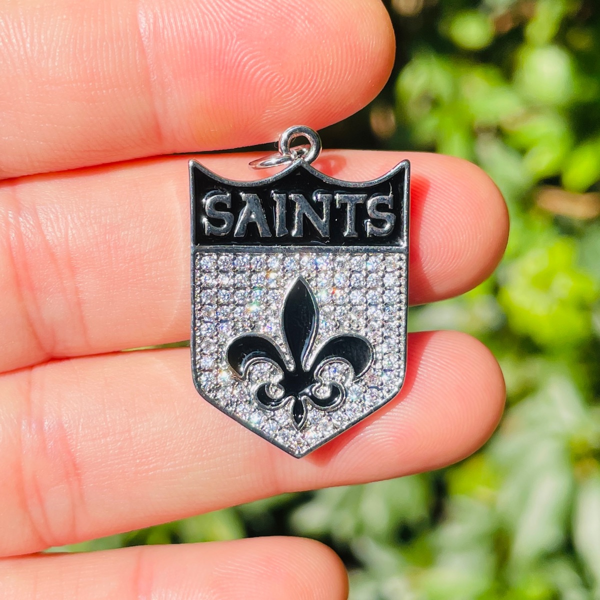 女性用チェーンペンダント,5個,マイクロ舗装,ガラス,サッカ - Jewelry Making New Orleans のレビューと価格