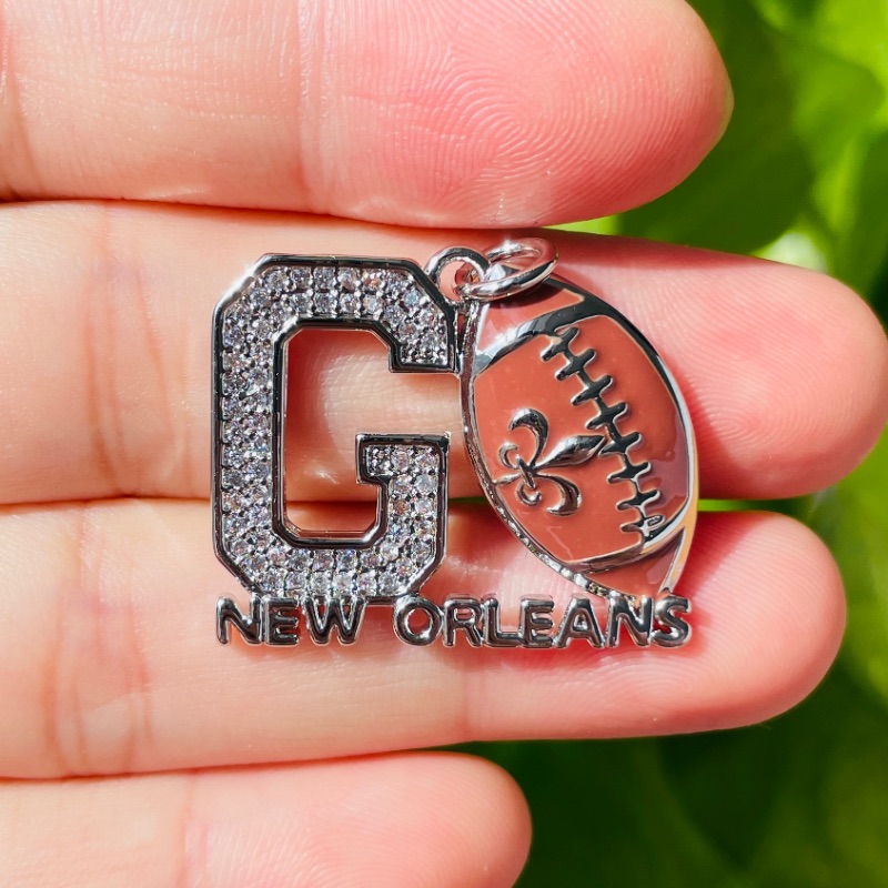 5マイクロパヴェ行くニューオーリンズワードチャームフルール  - Jewelry Making New Orleans のレビューと価格